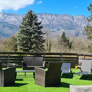 Au Bout Du Lac D'annecy Apartment